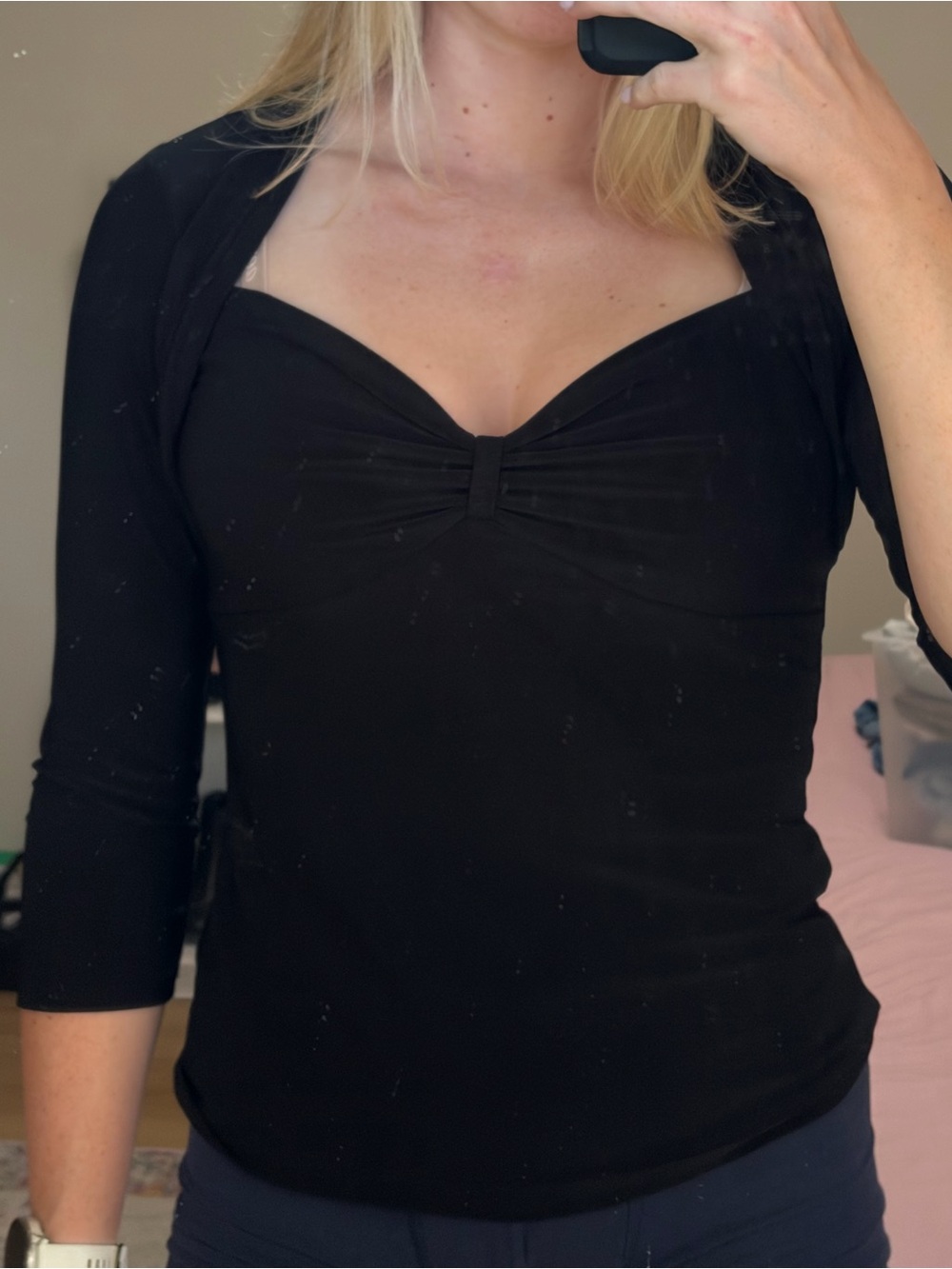 White House Black Marker Sweetheart Neckline Top